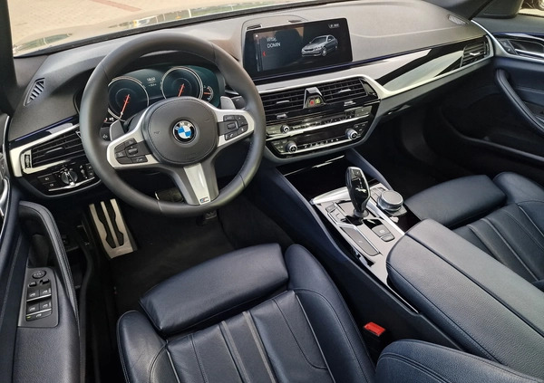 BMW Seria 5 cena 129999 przebieg: 197000, rok produkcji 2017 z Rzeszów małe 781